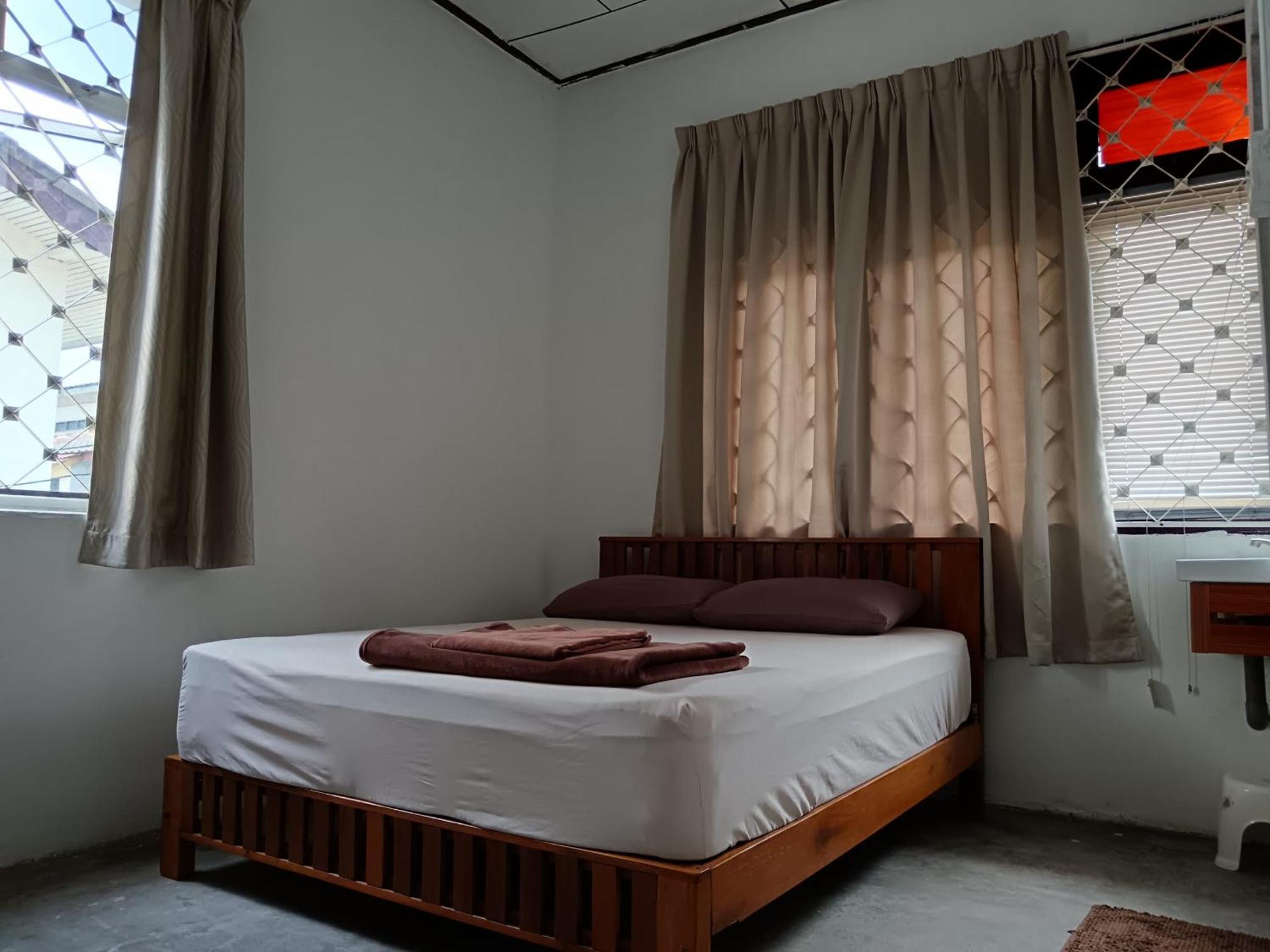 Little Cozy Homestay 哥打巴鲁 外观 照片